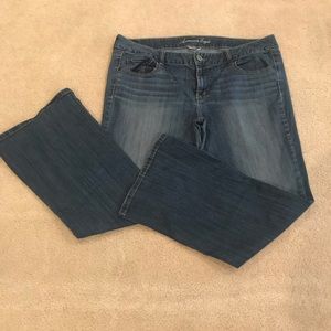 Woman’s American Eagle Favorite Boyfriend Jeans